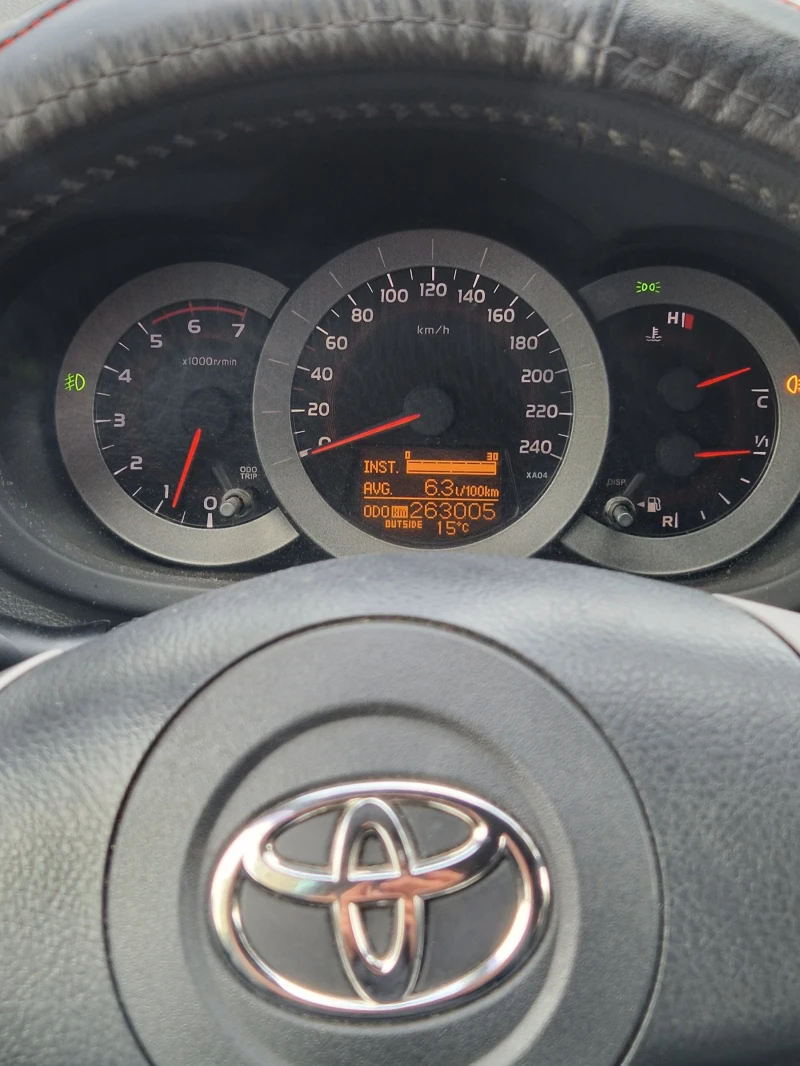 Toyota Rav4, снимка 6 - Автомобили и джипове - 52087717