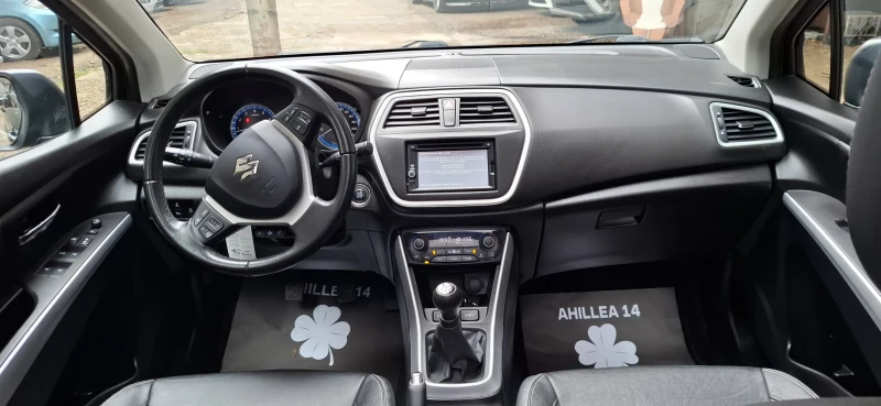 Suzuki SX4 S-Cross Suzuki S-Cross 1.6 4x4   Панорама, Кожа, Сервизна , снимка 11 - Автомобили и джипове - 52349750