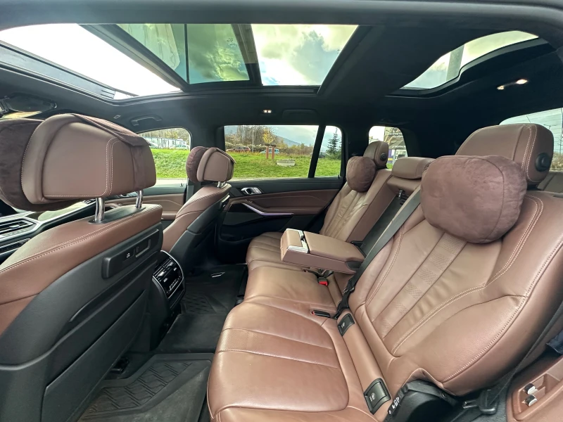 BMW X7 M-sport 40i xDrive, снимка 10 - Автомобили и джипове - 52489504