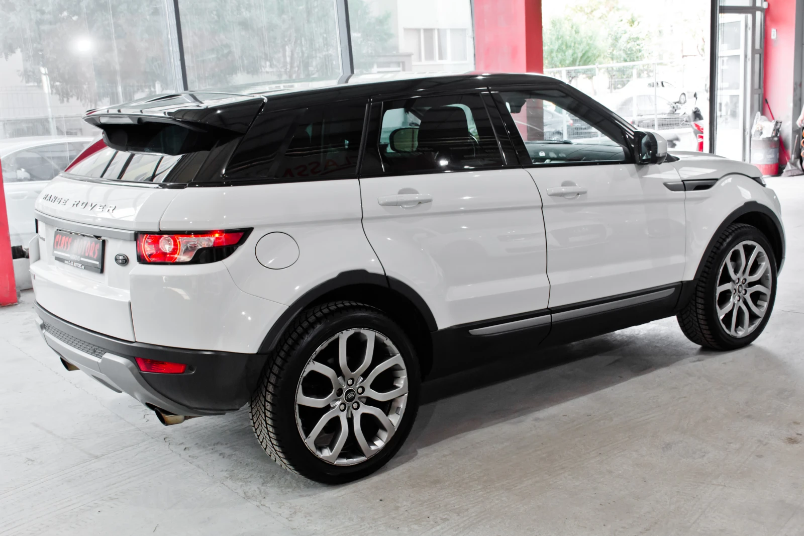 Land Rover Range Rover Evoque 2.0T*  - изображение 5