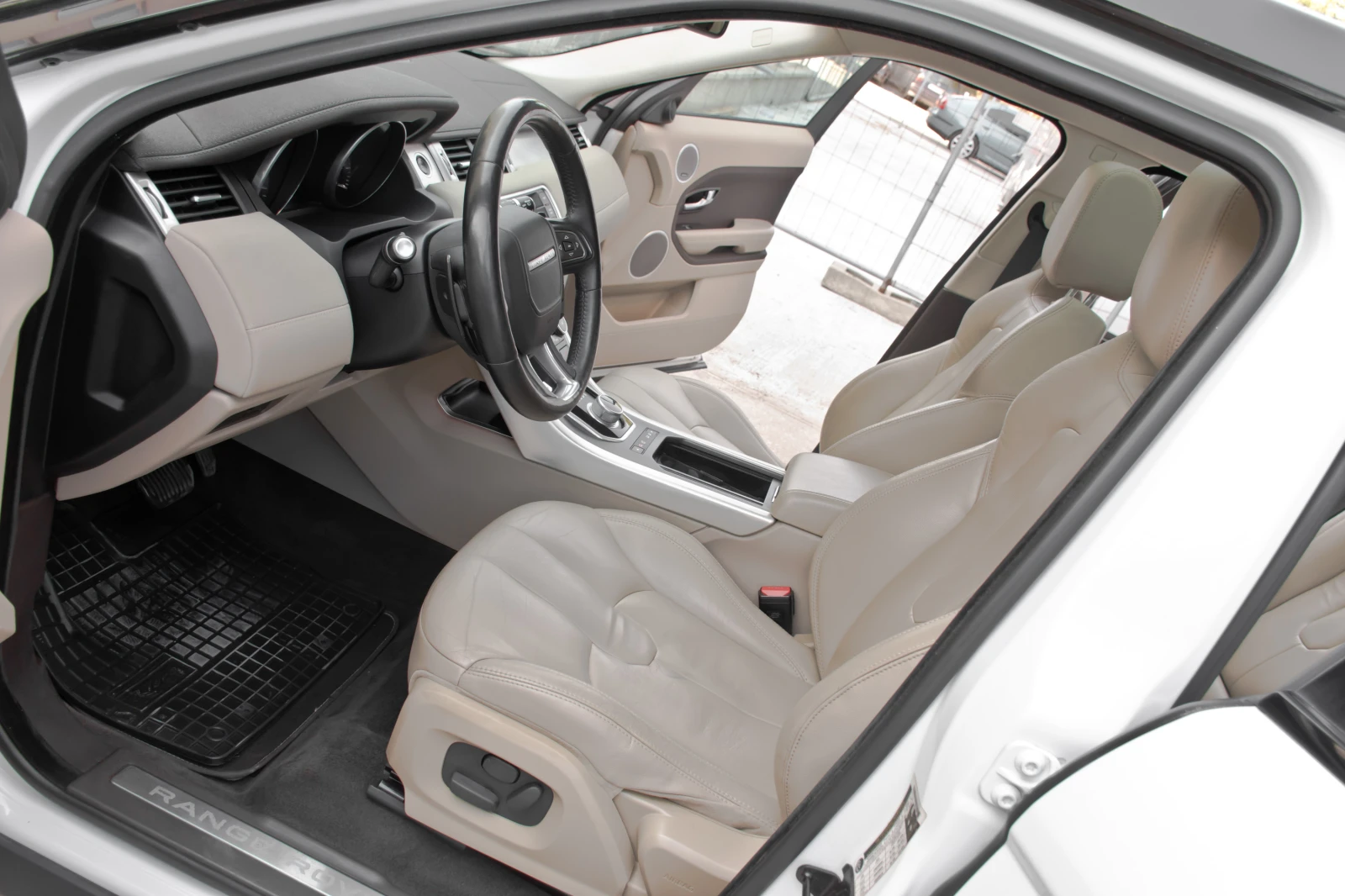 Land Rover Range Rover Evoque 2.0T*  - изображение 9