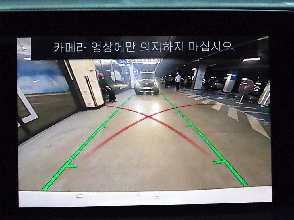 BMW 320 Diesel LCI M-pack 73 000 km - изображение 7