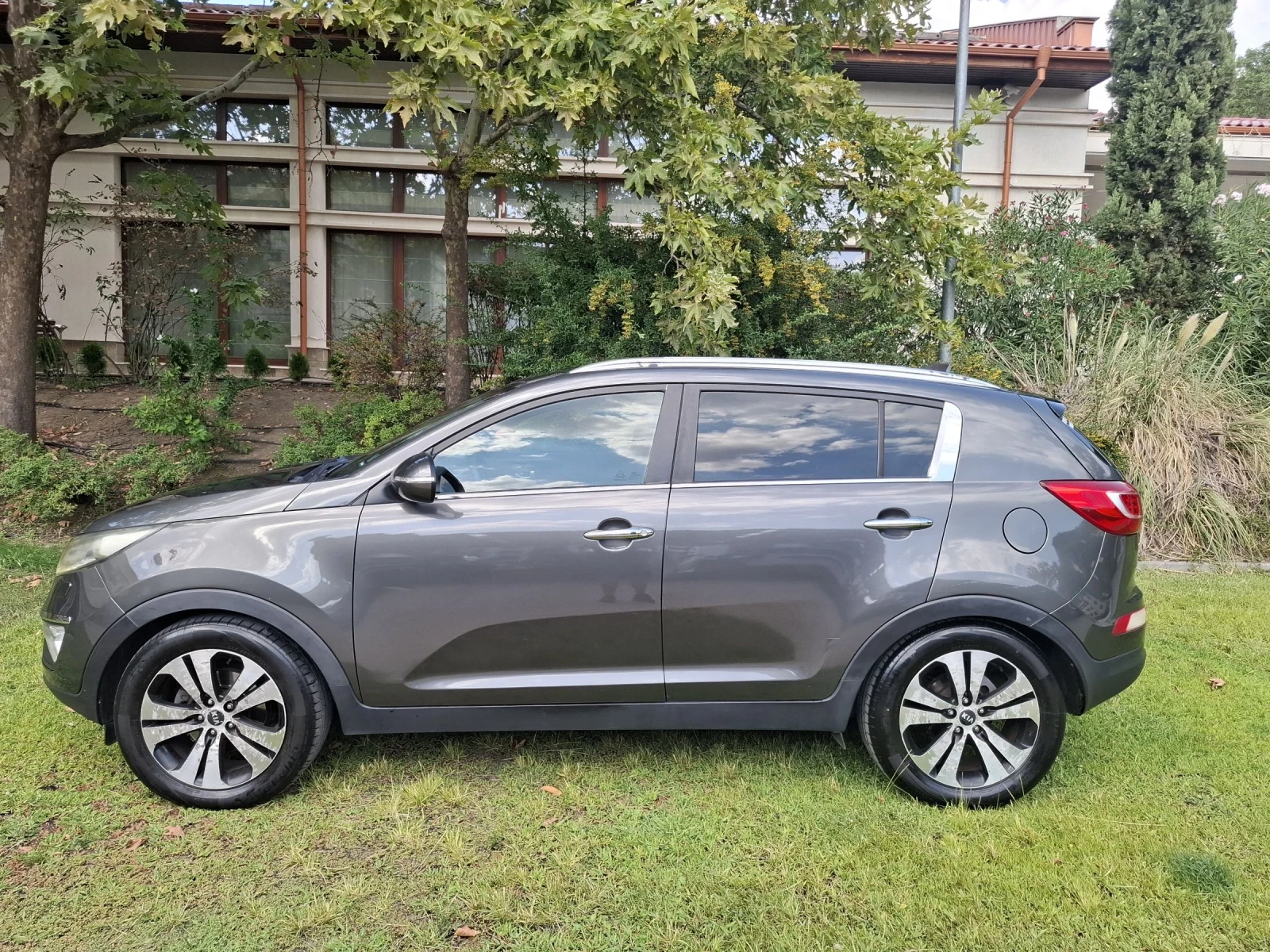 Kia Sportage 1, 7 CRDi 6ск. FULL - изображение 6
