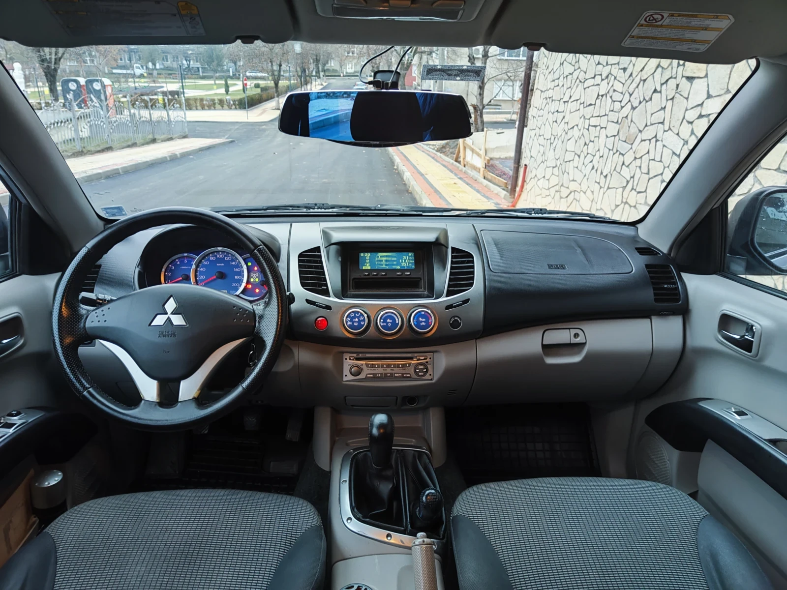 Mitsubishi L200 | Mobile.bg   13