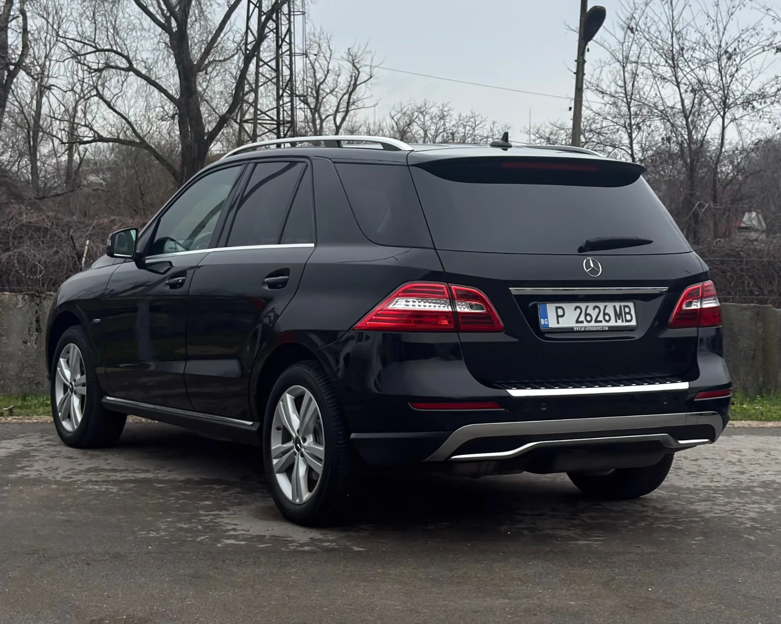 Mercedes-Benz ML 350 350d-airmatic, снимка 3 - Автомобили и джипове - 53969315