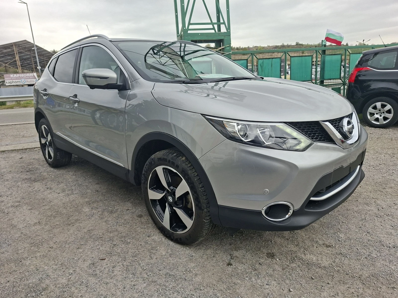 Nissan Qashqai 1.6 DCI N-CONNECTA, снимка 4 - Автомобили и джипове - 54212355