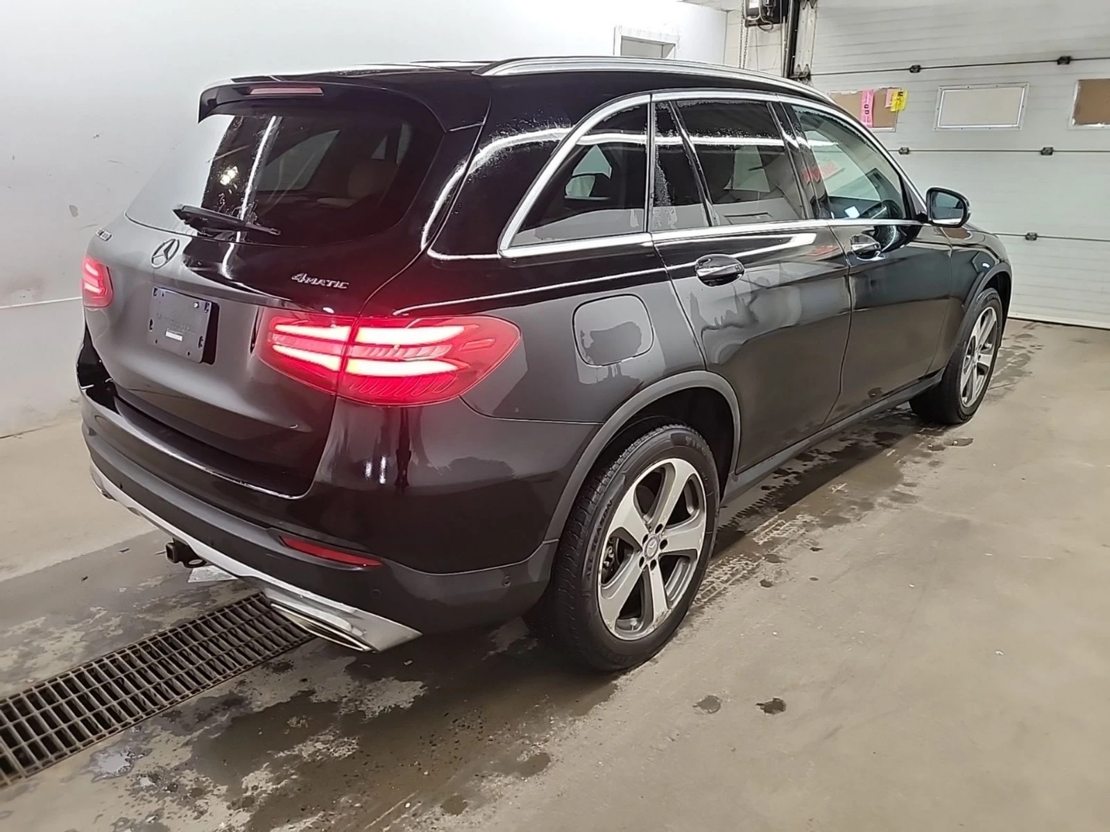 Mercedes-Benz GLC 300 ����������* (���� �� ��) | Mobile.bg � ����������� 3