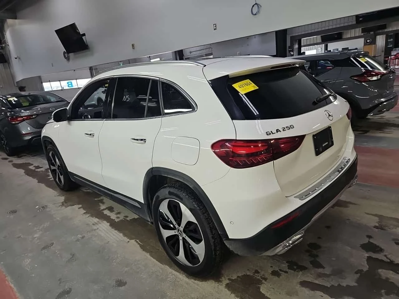 Mercedes-Benz GLA 250| ПАМЕТ| ПАНОРАМА| 2 КЛЮЧА| CARFAX| , снимка 4 - Автомобили и джипове - 54518592
