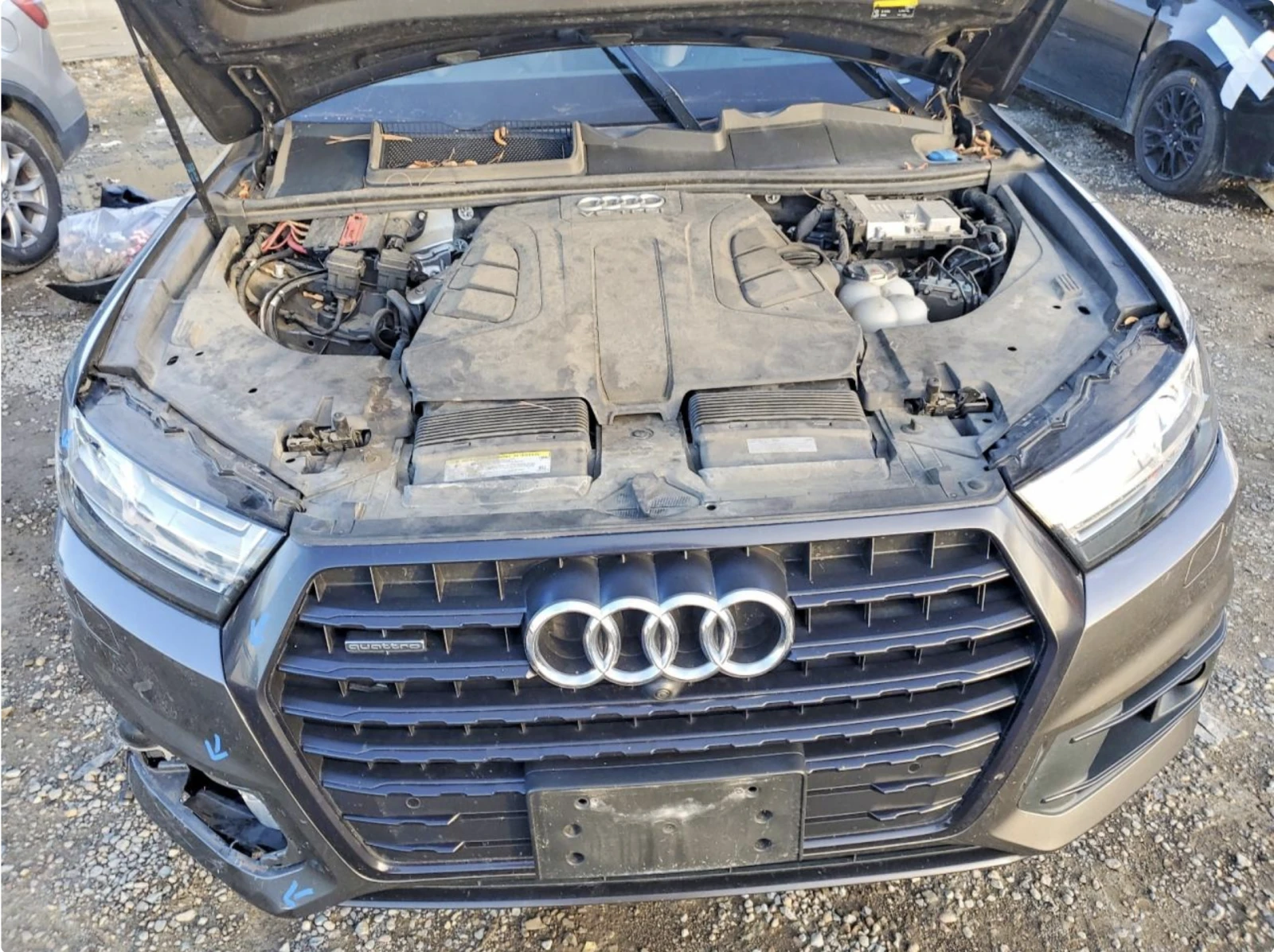 Audi Q7 АВТОКРЕДИТ* МАСАЖИ* ОБДУХВАНЕ* SHADOW LINE* , снимка 12 - Автомобили и джипове - 54681591