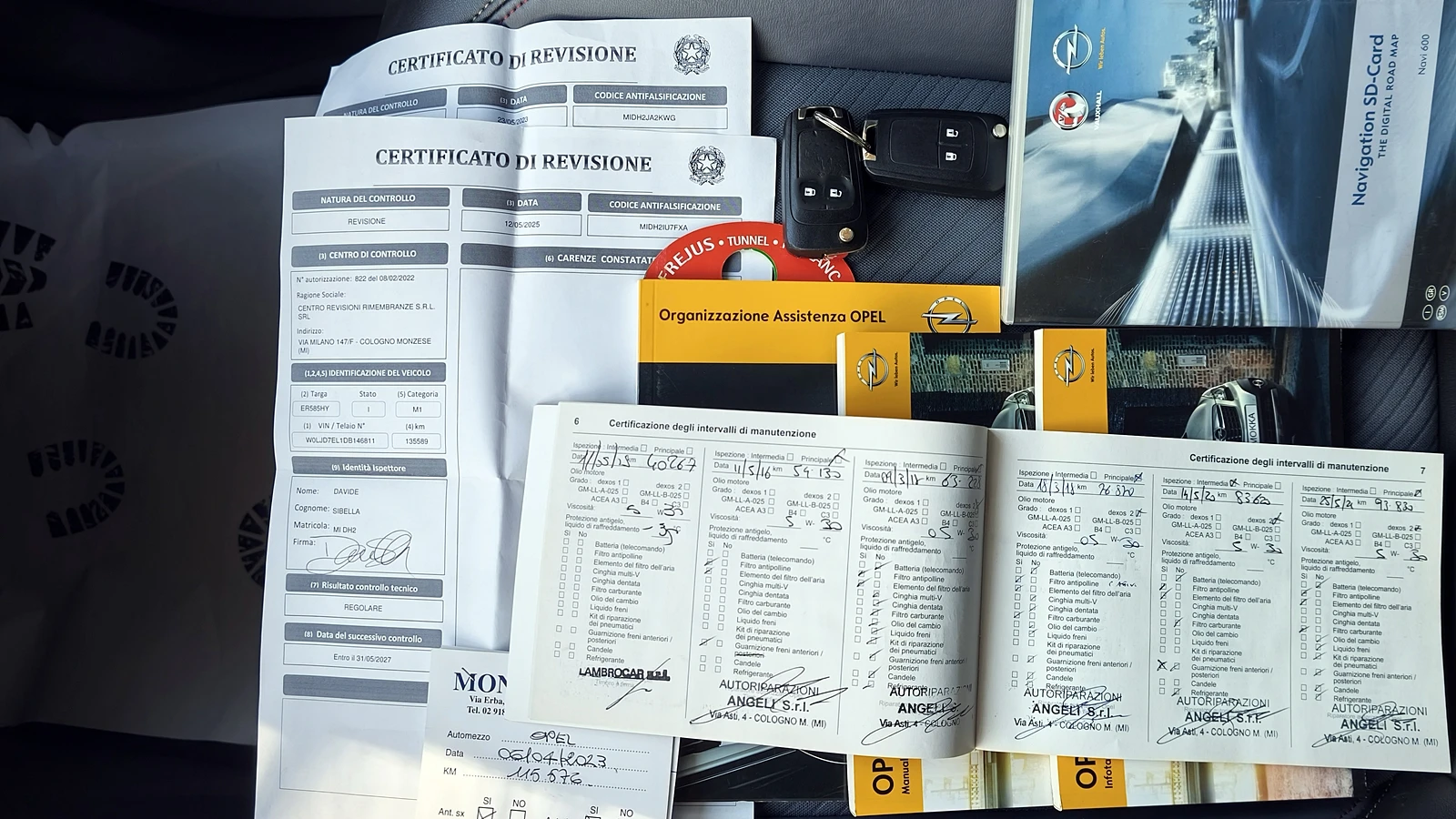 Opel Mokka 1.7CRDI 147 000 km., снимка 17 - Автомобили и джипове - 55407450