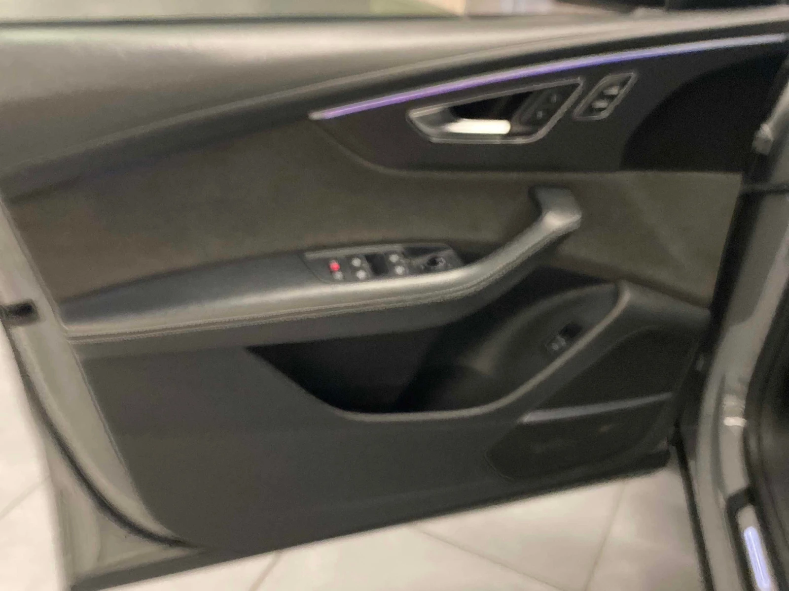 Audi RSQ8 / NARDO / ОТ ПРЕДСТАВИТЕЛСТВО / АВТОКРЕДИТ, снимка 16 - Автомобили и джипове - 56122084