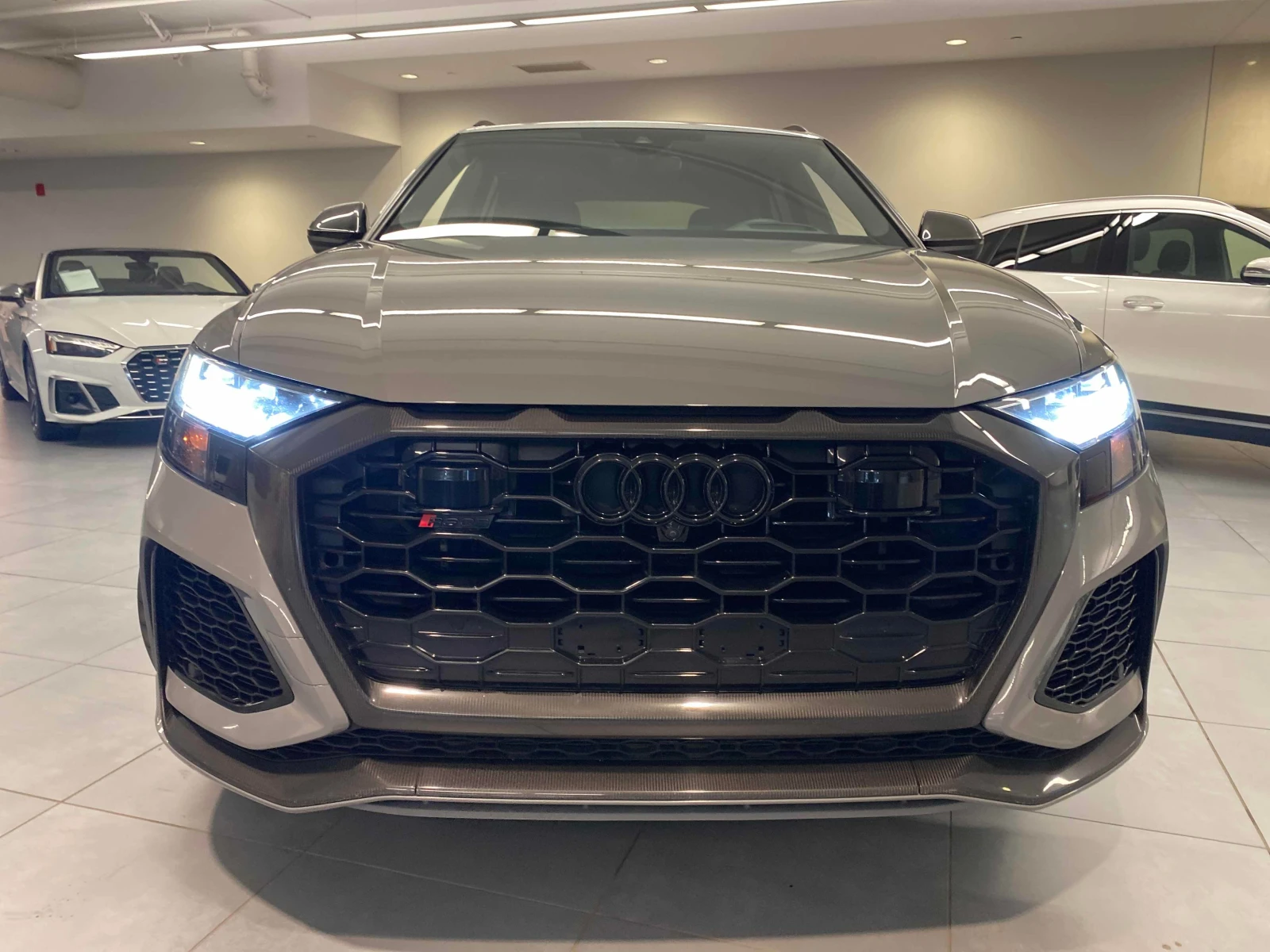 Audi RSQ8 / NARDO / ОТ ПРЕДСТАВИТЕЛСТВО / АВТОКРЕДИТ, снимка 5 - Автомобили и джипове - 56122084
