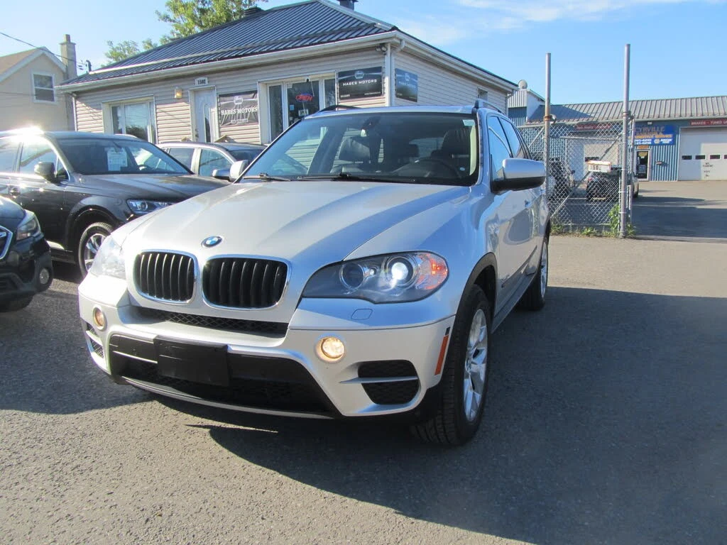 BMW X5 xDrive35i * Панорама * АвтоКредит (ЦЕНА ДО БГ)
