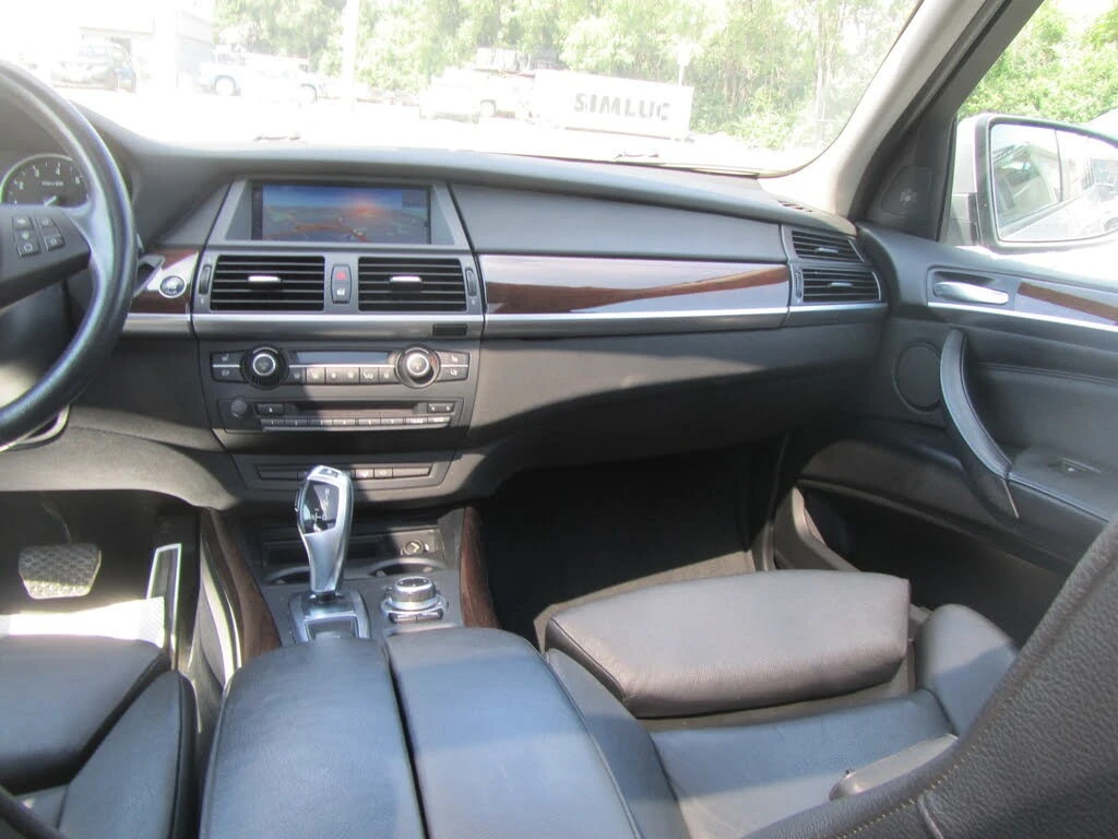 BMW X5 xDrive35i * Панорама * АвтоКредит (ЦЕНА ДО БГ), снимка 11 - Автомобили и джипове - 56204207