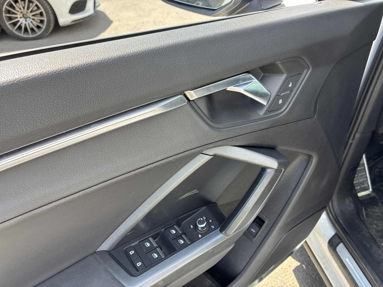 Audi Q3 Technik* S-line* 360* Pano* 2�����* �������*  | Mobile.bg � ����������� 11