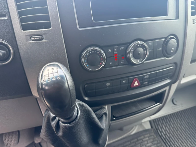 Mercedes-Benz Sprinter 311 CDI* Климатик* 8+ 1 места, снимка 7 - Бусове и автобуси - 52391297