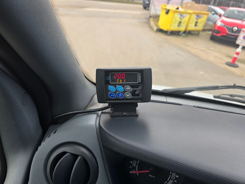 Iveco Daily 35S10-КЛИМАТИК ФРИГО-22ОV/-20 ГРАДУСА, снимка 15 - Бусове и автобуси - 53425832