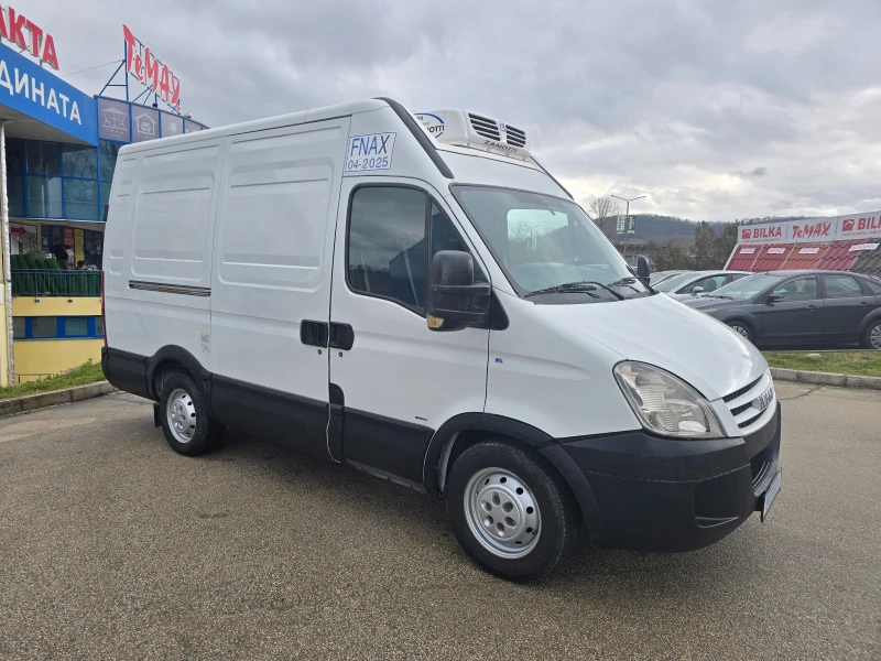 Iveco Daily 35S10-КЛИМАТИК ФРИГО-22ОV/-20 ГРАДУСА, снимка 7 - Бусове и автобуси - 53425832