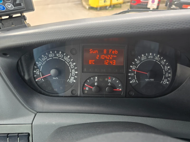 Iveco Daily 35S10-КЛИМАТИК ФРИГО-22ОV/-20 ГРАДУСА, снимка 14 - Бусове и автобуси - 53425832