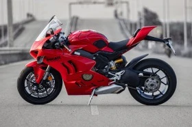 Ducati Panigale V4, снимка 3