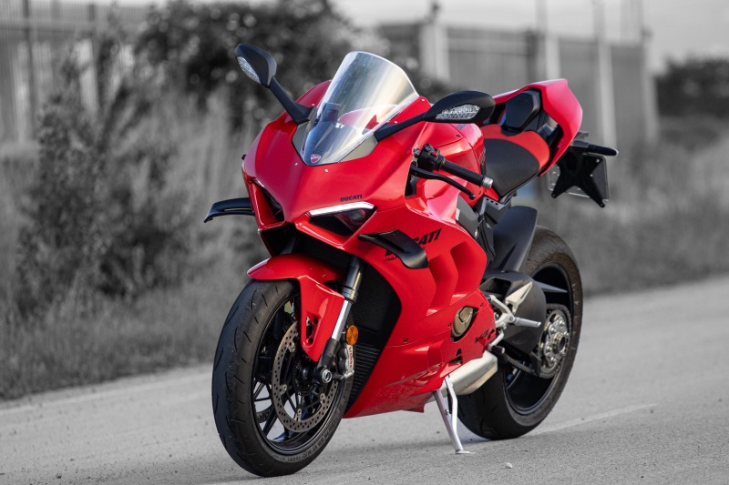 Ducati Panigale V4, снимка 1 - Мотоциклети и мототехника - 46379225