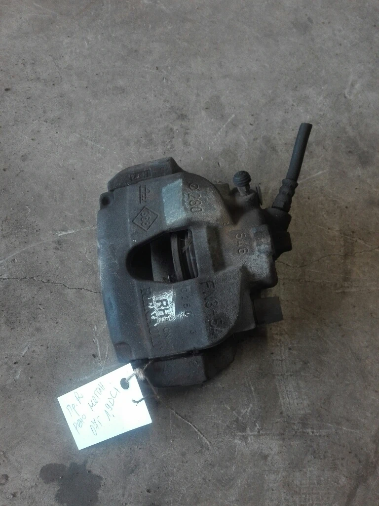 спирачен апарат преден десен рено меган 1.9дци