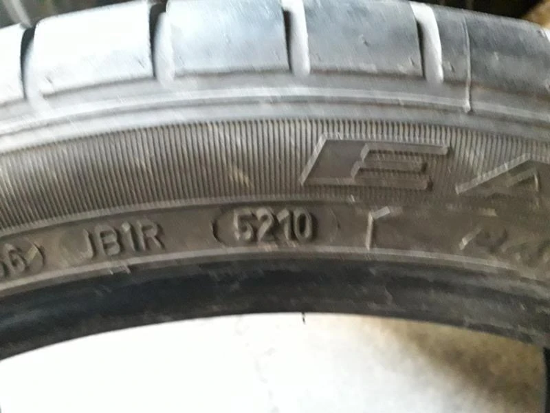 Гуми Летни 245/40R19, снимка 7 - Гуми и джанти - 24916436