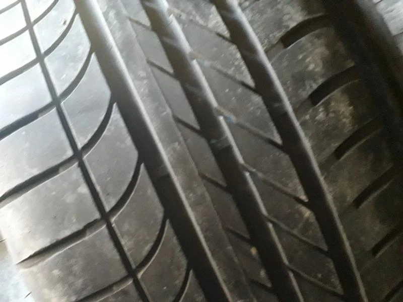 Гуми Летни 245/40R19, снимка 3 - Гуми и джанти - 24916436