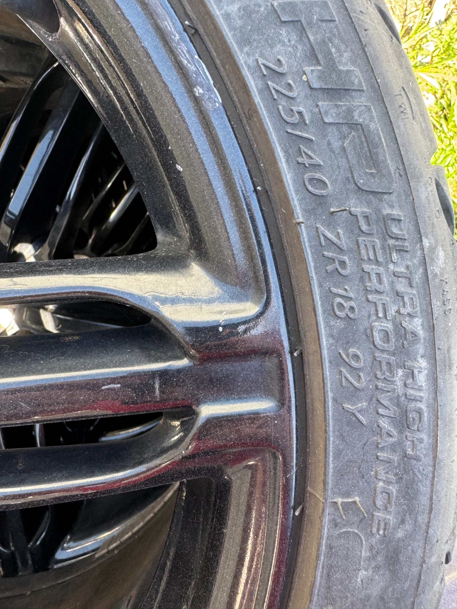 Гуми с джанти Други 225/40R18, снимка 3 - Гуми и джанти - 54403091