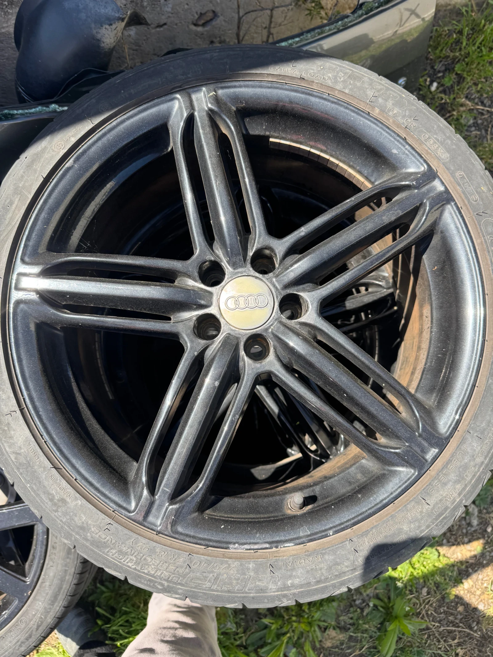 Гуми с джанти Други 225/40R18, снимка 2 - Гуми и джанти - 54403091