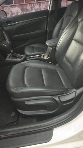 Hyundai Elantra AVANTE , снимка 8