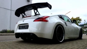 Nissan 370Z, снимка 1