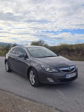 Обява за продажба на Opel Astra 1.7CDTI ~7 900 лв. - изображение 2