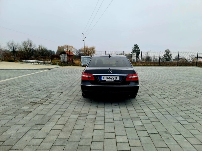 Mercedes-Benz E 350 ! ! ! CDI 7 G TRONIC ! ! ! УНИКАТ ! ! !, снимка 8 - Автомобили и джипове - 38627424