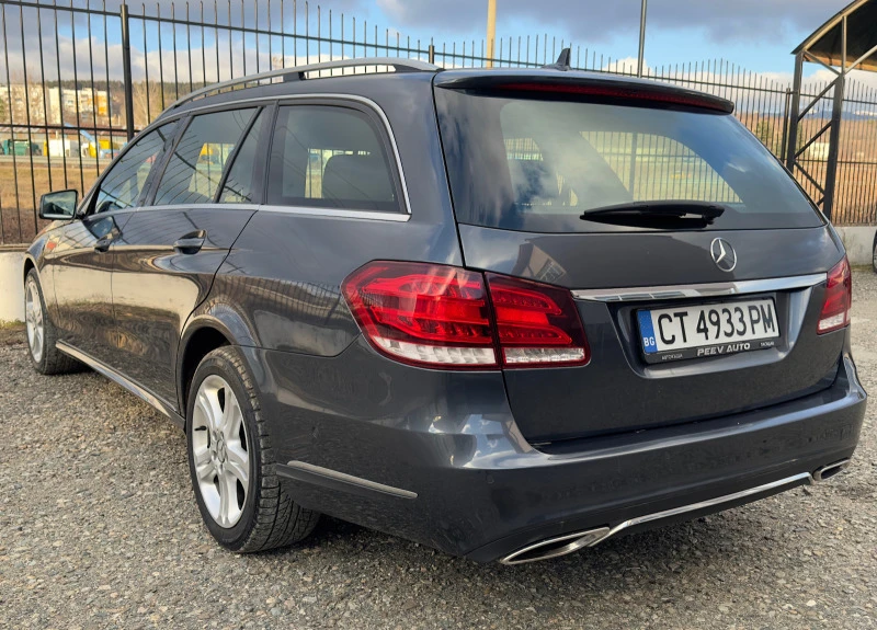 Mercedes-Benz E 220  , снимка 4 - Автомобили и джипове - 45538882