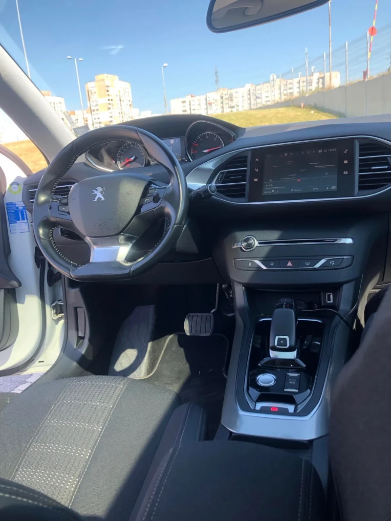 Peugeot 308 SW, снимка 14 - Автомобили и джипове - 46718258