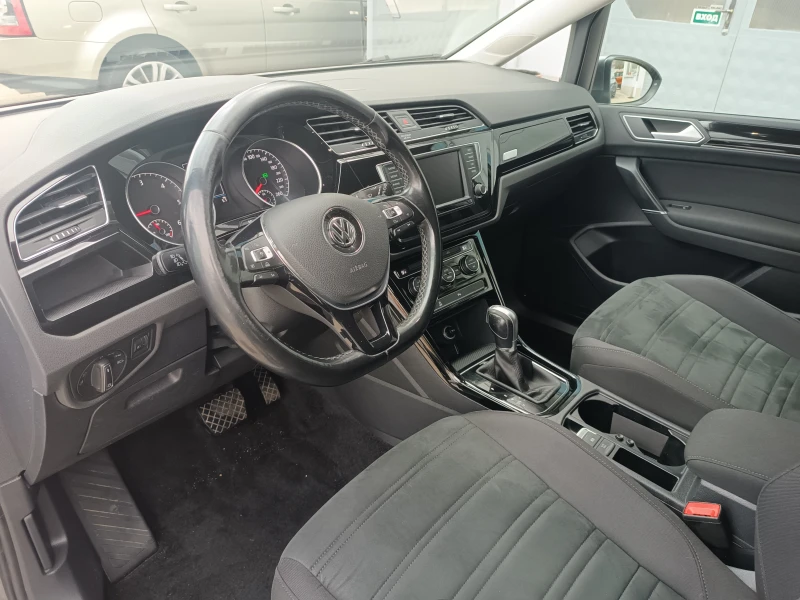 VW Touran 2.0TDI 190k.c. 144000km! FULL , снимка 12 - Автомобили и джипове - 48047436