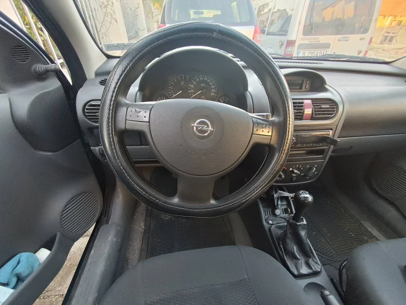 Opel Corsa, снимка 6 - Автомобили и джипове - 48179846