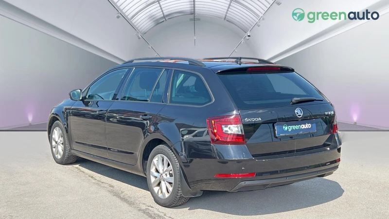 Skoda Octavia 2.0 TDi DSG Style, снимка 7 - Автомобили и джипове - 48388756