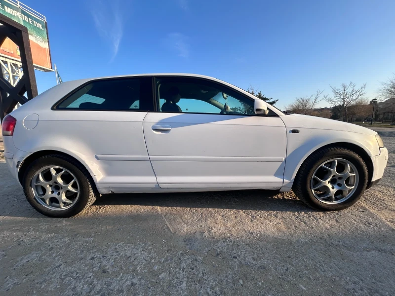 Audi A3 8P, снимка 2 - Автомобили и джипове - 49464406