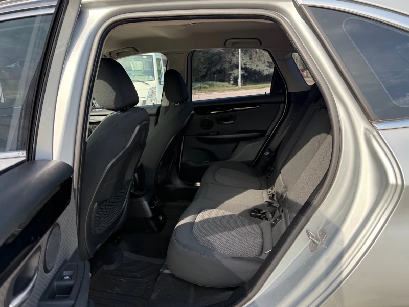 BMW 2 Active Tourer, снимка 9 - Автомобили и джипове - 50577023