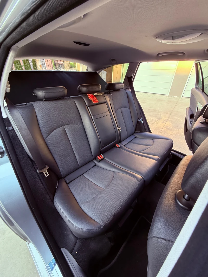 Mercedes-Benz E 200 Kompressor LPG, снимка 9 - Автомобили и джипове - 52556832