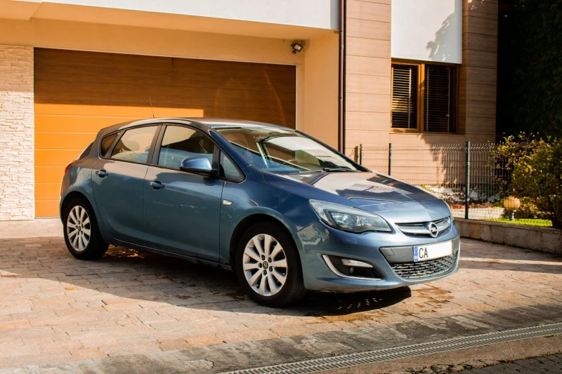 Opel Astra FACELIFT 130hp 1.7 CDTi / Android / Camera , снимка 5 - Автомобили и джипове - 52093453