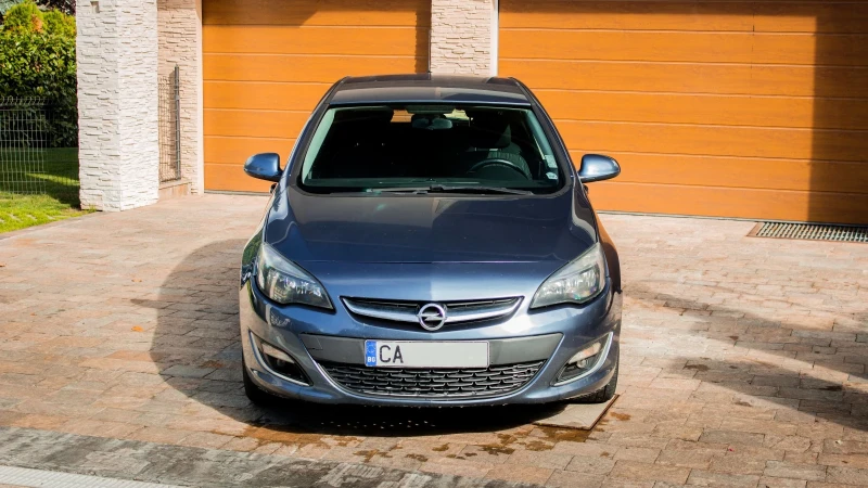 Opel Astra FACELIFT 130hp 1.7 CDTi / Android / Camera , снимка 6 - Автомобили и джипове - 52093453