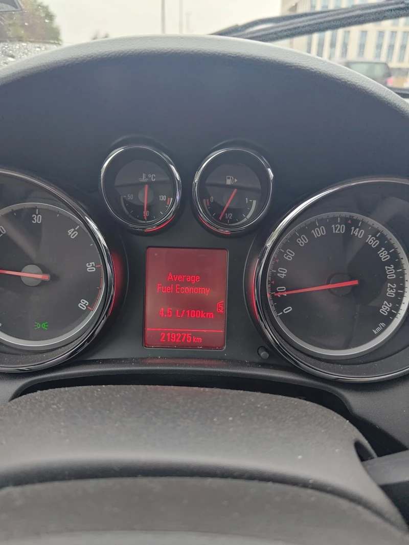 Opel Astra FACELIFT 130hp 1.7 CDTi / Android / Camera , снимка 15 - Автомобили и джипове - 52093453