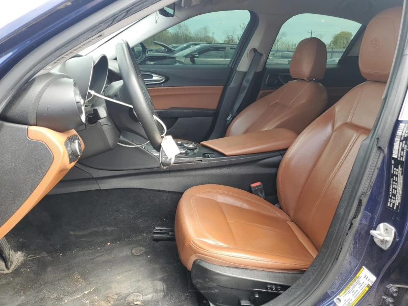 Alfa Romeo Giulia Q4 * Възможност за Лизинг* , снимка 7 - Автомобили и джипове - 53034590