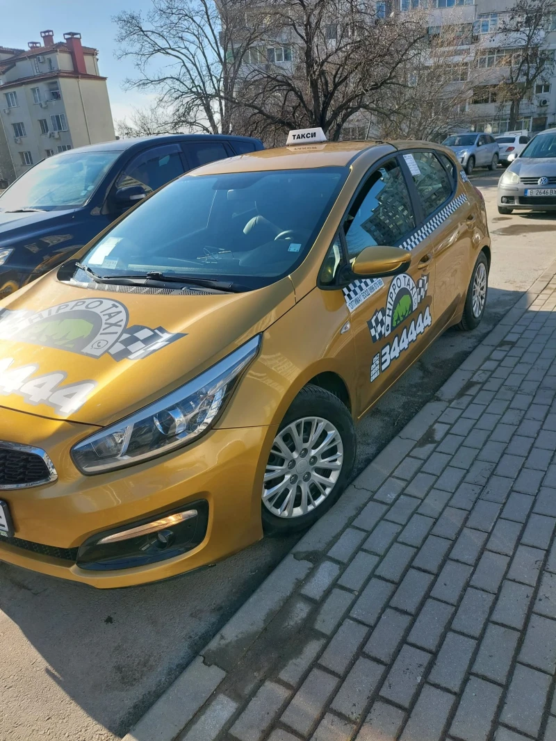 Kia Ceed, снимка 3 - Автомобили и джипове - 53098152