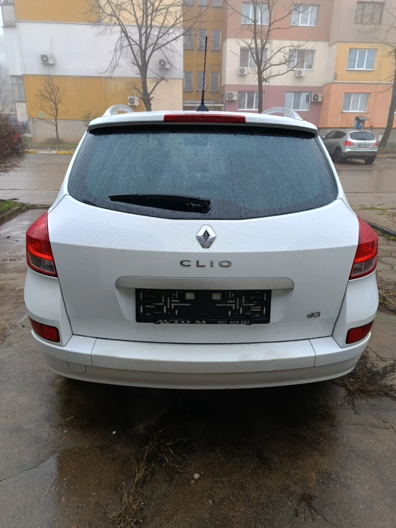 Renault Clio 1.5 dci, снимка 4 - Автомобили и джипове - 53123460