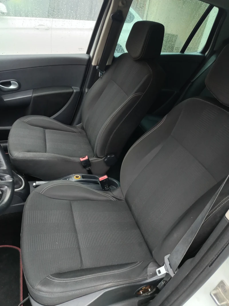 Renault Clio 1.5 dci, снимка 7 - Автомобили и джипове - 53123460