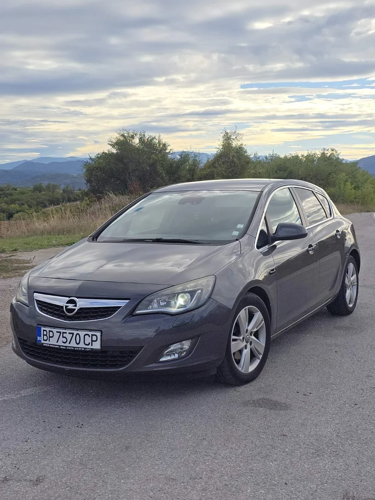 Opel Astra 1.7CDTI, снимка 1